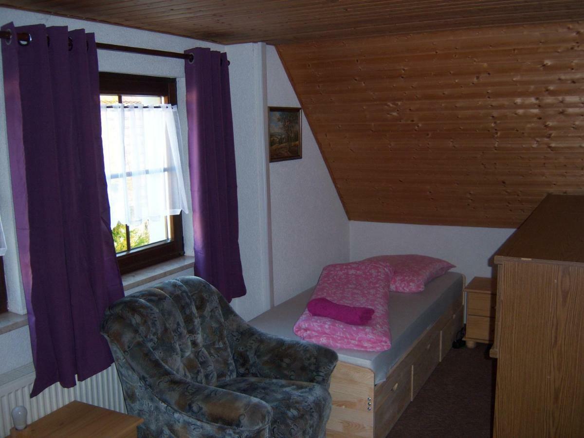 Ferienwohnung "An Der St. Ludmila" Crostwitz Εξωτερικό φωτογραφία